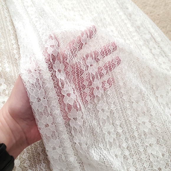 Chicwish lace longline open front white kimono cover up white bubble sleeves S-M - Picture 6 of 10